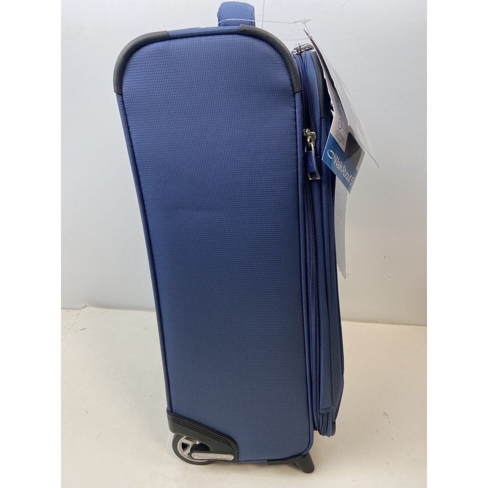 Travelpro Walkabout 5 21" 2-Wheel Expandable Softside Carry-On Suitcase Luggage - Picture 6 of 8
